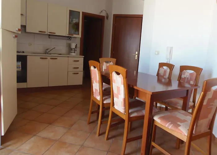 Appartement House Nono Povljana