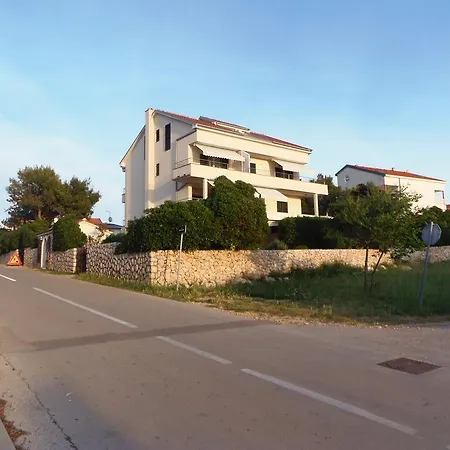 House Nono Povljana