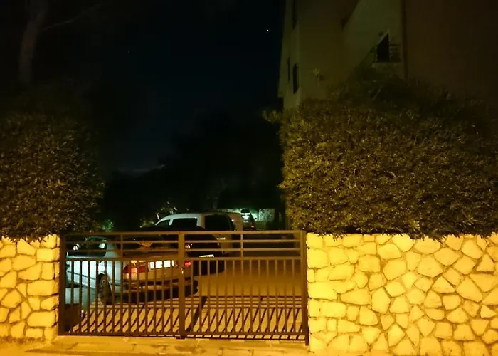 Apartman House Nono *