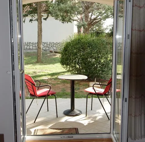Apartament House Nono