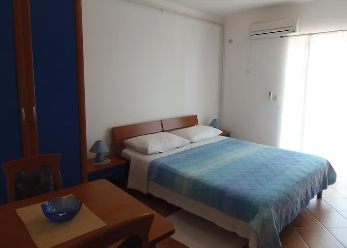 Apartament House Nono *